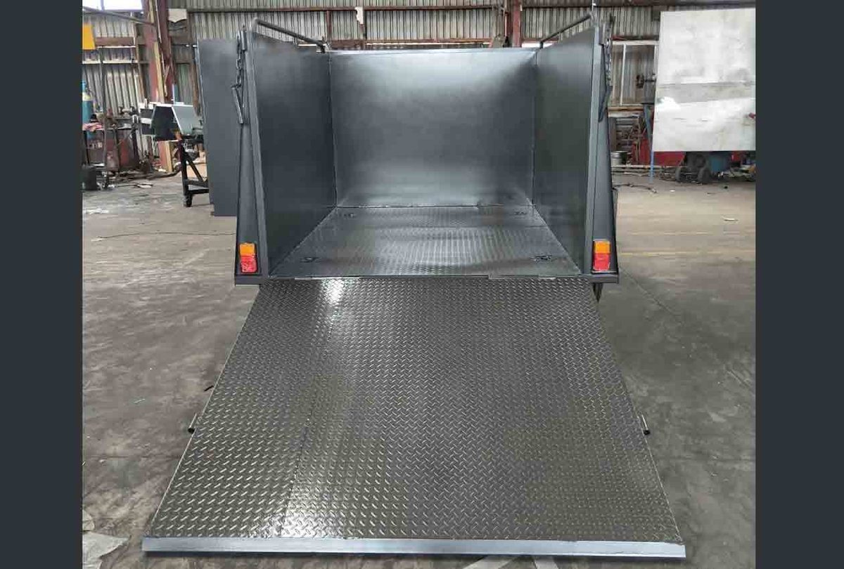 Lawn Mower Trailer - Heavy Duty Rear Mesh Ramp